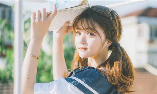 曲阜供卵代怀费用的具体情况，你了解吗？在当今社会，越来越多的不孕不育家庭寻求代怀生子的解决方案，尤其是供卵。这背后是一个庞大的需求链，每年都有大量夫妻因卵巢早衰、反复流产等问题，无法自然怀孕，最终选择了第三方辅助生殖技术。根据《中华医学会生殖医学分会》的统计数据显示，近几年来，中国不孕不育率已上升至15%以上，而合作医院中的试管代怀成功率激增，特别是在供卵领域。